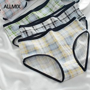 Damesslipje ALLMIX 2024 Leuke geruite katoenen sportondergoed Naadloze slips Mid-taille Vrouwelijk Comfort Ademend Dame Lingerie