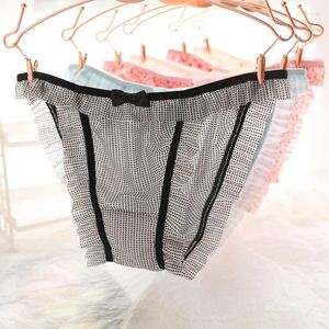 Bragas de mujer Entrega Mujeres Sexy Calzoncillos femeninos Ropa interior de nailon Chica joven 4 piezas / lote Moda Lindo Tanga transparente Calzoncillos de encaje