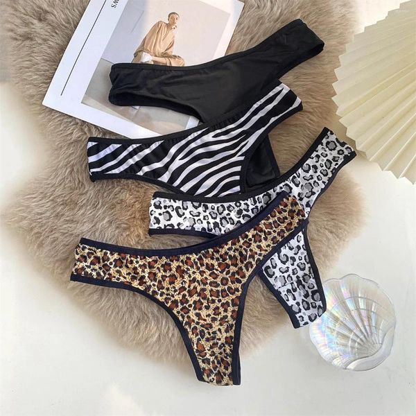 Bragas de mujer, ropa interior Sexy con estampado de leopardo, encaje de cintura baja, tangas caladas de algodón de seda sin costuras, calzoncillos femeninos