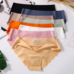 Panties des femmes Sous-vêtements sans couture pantys lingerie sexy pour les caisses féminines Couleur solide Brief