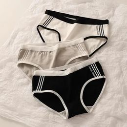 Dames slipje ondergoed dames katoenen kruis midden taille traceless sexy Japanse sportstijl meisjes ademende onderbroek eenvoudige lingerie