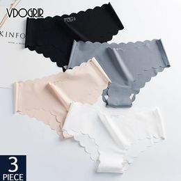 VDOGRIR 3pcsLot Sexy dames mid-rise slipje set ondergoed naadloze effen kleur slips comfortabele onderbroek dame lingerie 231030
