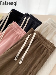 Pantalons pour femmes Capris automne longueur au sol pantalons de sport pour femmes taille élastique ample pantalon à jambes larges côtes tricoté pantalons de survêtement femme pantalon empilé 230421