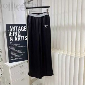 Pantalon pour femmes Capris Designer Pra d'un style de fille haut de gamme avec des lettres contrastées à cordon de taille élastique