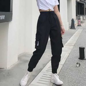 Pantalon féminin Capris Groches de poche Hot Goods Pantalon Femme High Taies Loose Street Vêtements Tactical Handcart Fashion Hip Hop Jogger Femme Capter Handcartl2405