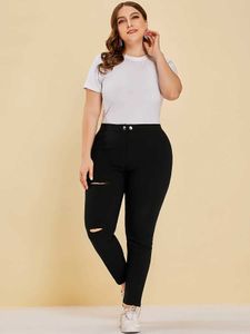 Damesbroeken Capris Summer Nieuwe dames plus-size Britse hoog Strt-stijl knop modeontwerp Solid Color 9 Points Pants Y240422