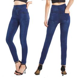 Pantalon féminin Capris Visnxgi Color solide élastique plus taille Fashion Fashion Faux Jeans Femmes serrées Pocket Soft Crayon Soft Q240508