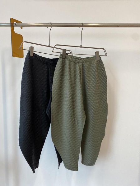 Pantalon pour femme, pli conique diagonal, Texture verticale décontractée, également plus amincissant