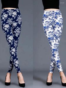 Pantalones de mujer que venden primavera y otoño delgado azul porcelana blanca diamante flor polainas suave delgado