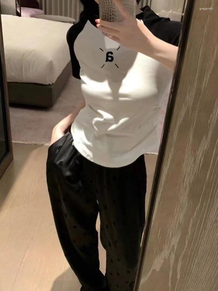 Pantalon féminin blanc 2024 lettrewang noir et une lettre t-shirt plissé slim