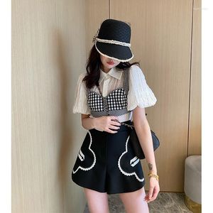 Pantalones de mujer Xiaojing Mismo estilo Girasol Cintura alta Pantalones cortos de pierna ancha delgados Diseño Sentido Xiaozhongxia Hombre pequeño Avanzado