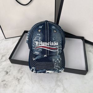 Dames gepersonaliseerde pet lente en zomer gewassen denim gat mode noodlijdende baseball caps buiten schaduw ontwerper hoed 5181