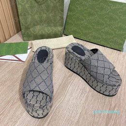 Sandales à plateforme pour femmes, sandales de styliste en toile épaisse, tongs à la mode, pantoufles d'été, 67 chaussures EU 35-42 NO298C