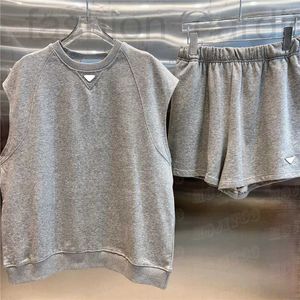 Survêtements grande taille pour femmes designer femmes gilet sweats shorts costumes décontractés lettre de créateur pull sans manches pantalons de sport VBLA