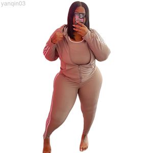 Survêtements de grande taille pour femmes Survêtement de sport de mode Plus la taille Deux pièces Ensemble Top sPants Hoodies Tenue assortie avec poche Vêtements pour femmes Courbé XL-5XL L220905