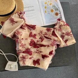 POLOS RETRO RETRO Retro Court Usure d'été pour les femmes 2024 Design Sense Sense tridimensionnelle Butterfly broderie courte Mesh Small Shirt Fashion