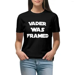 Les polos de femme vader ont été encadrés en blanc sur fond noir t-shirt tops mignons à manches courtes robes de vêtements pour femmes graphiques