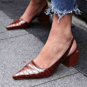 Femmes pompe bout pointu mi talons en cuir verni sans lacet femmes sandales rétro dames chaussures Slingback femme chaussures 2022 chaussure