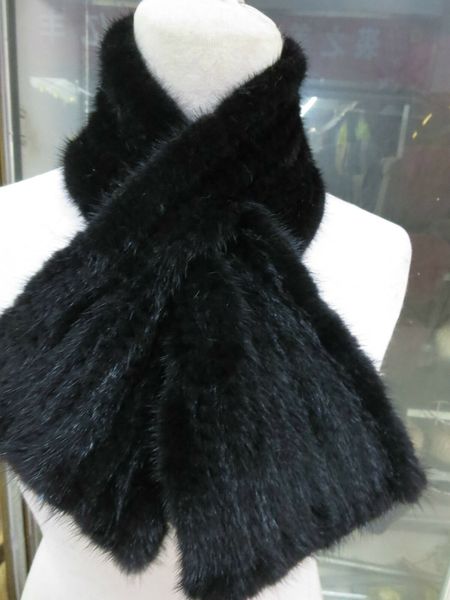 Bufanda de piel de visón real para mujer Pañuelo cálido de invierno Cola de pez Negro