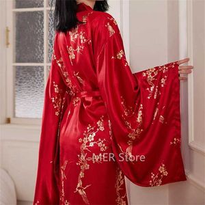 Robe pour femmes Big manches kimono robe dame luxe bronzing fleur matin robe mariée robe de mariée peignoir satin