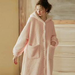 Robe femme Vêtements de nuit pour femmes Robe de princesse Lolita Pyjamas en flanelle à capuche. Peignoirs de nuit chauds Robes de nuit Chemise de nuit Robe de chambre Loungewear 231127