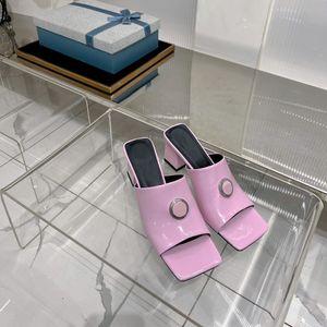 Damessandalen Zomer Luxe mode Slippers hoge hak Lakleer Echt leer Klinknagels Schoenen Casual Geruisloze Designer kleurrijke damesschoenen met doos