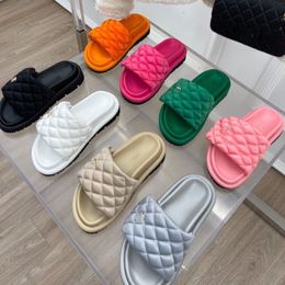 Damessandalen Velcro pantoffels dames zomer bovenkleding diamant geruite dikke zool brood pantoffels zwart wit rood platform glijbaan