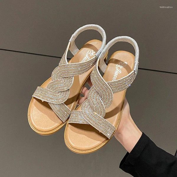 Sandales féminines Fashion Fashion Casual Roman Shoes Summer Designer Plateforme Sandale Female Couleur solide Crystal Sandalias Mujer V ias