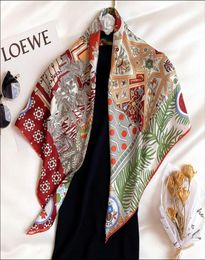 Foulards pour femmes écharpes à tête de soie pour les matrices roulées à la main 90 Fourd Luxe Danse des Amazones9646211