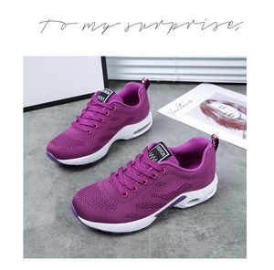 Chaussures de course respirantes à semelles souples pour femmes, chaussures de sport coréennes décontractées à coussin d'air, nouvelle collection automne 2021, PM127