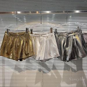 Pantalones cortos de mujer 2023 Gold de otoño de otoño para mujeres club nocturno de metal de metal de diseño