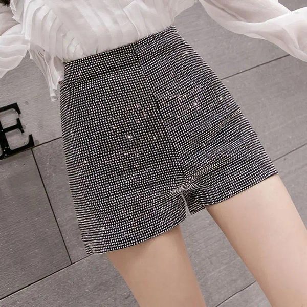 Shorts Femmes 2023 Automne Hiver Strass Chic Sexy Brillant Plein Diamants Femmes Stretch Taille Haute Scintillant Bling Clubwear Diamant