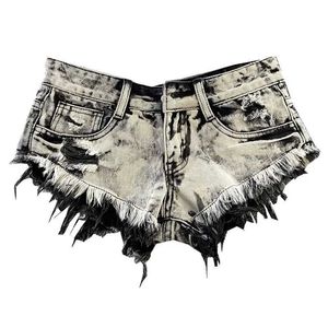 Dames shorts 2023 Nieuwe zomer lage taille licht grijs gebroken rand a-line hot pants Koreaanse dames gepersonaliseerde gescheurde denim shorts y240425