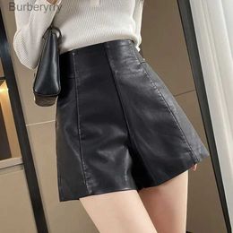 Shorts pour femmes 2023 femmes taille haute en cuir Shorts automne hiver a-ligne coupe ajustée jambe large en cuir PU pantalon Fe mode noir botte pantalon L231215