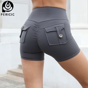 Short féminin short cargo avec bouton poche short de gym féminin Scrunch Butt Booty short serré des vêtements d'entraînement yoga pour femmes shorts de fitness 230519