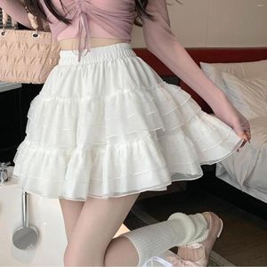 Short pour femme mignon dentelle jupes à volants à plusieurs niveaux décontracté couleur blanche taille haute intégré a-ligne Lolita robe courte fille