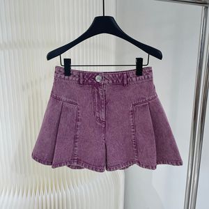 Short femme fin marque Mini jupe lettre originale Patch Design haute qualité célèbre Denim plissé 230311