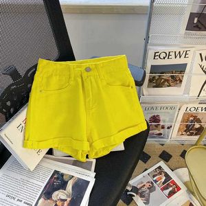Shorts pour femmes shorts en denim coréen 2024 Nouveaux shorts minces d'été jeans femmes A-line pantalon chaud jaune y240425