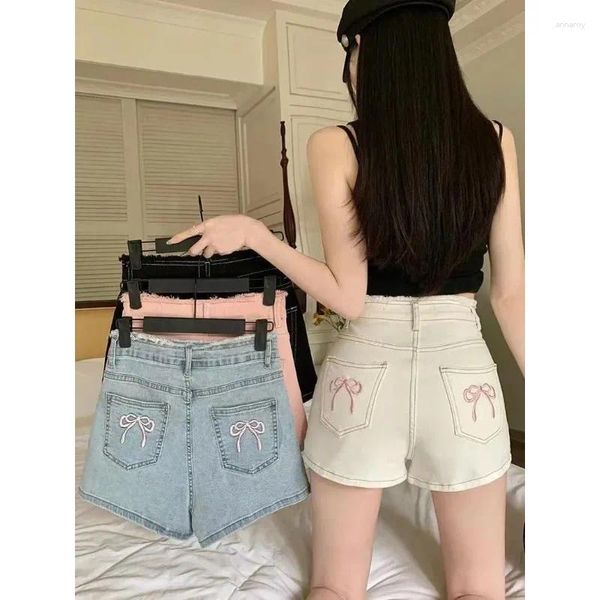 Shorts pour femmes coréens Summer Bow Brodery Technology High Taim Denim Femmes Sweet Girl Style Hip Elastic Slim Sexy Pantalon