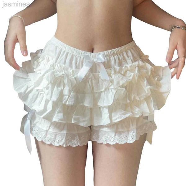 Shorts pour femme dentelle épissure Shorts couches à volants taille élastique Shorts doux Kawaii Harajuku pantalons courts Streetwear ldd240312