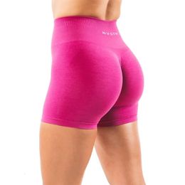 Shorts pour femmes NVGTN Amplify Womens sans couture Scrunch Bum Entraînement Leggings courts Gym Porter des pantalons de yoga extensibles Collants Doux Fitness Tenues 231018