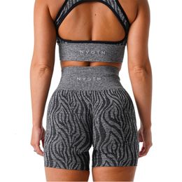 Shorts pour femmes Nvgtn Wild Thing Zebra sans couture Spandex court Fitness élastique respirant Hiplifting loisirs sport course 230426