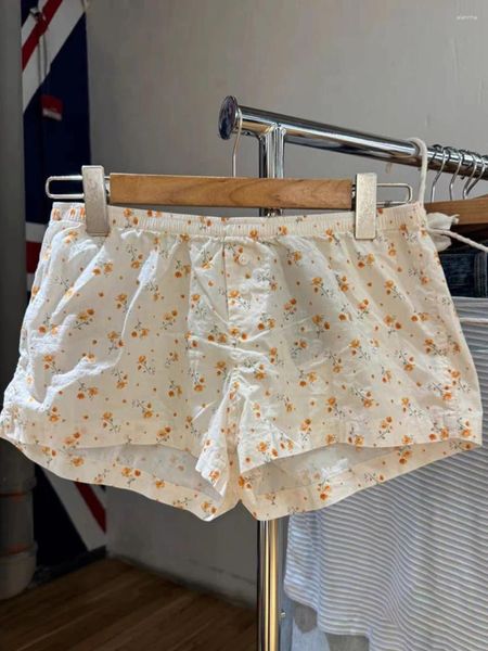 Short féminin orange floral doux femelles