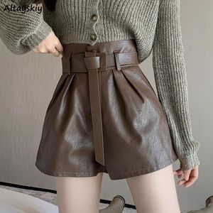 Shorts pour femmes Pu cuir bourgeon Shorts femmes Sexy tout-match Cool Chic à la mode femmes taille haute été automne Streetwear Mature doux 230509