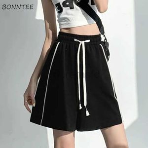 Shorts Side Stripe Shorts voor dames Harajuku S-5XL Sporty Unisex Nieuwe Summer Streetwear Prevalent Casual Students All-Match Loose Ulzzang D240426