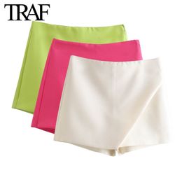 Pantalones cortos para mujer TRAF Ropa de verano para mujer Medias asimétricas blancas Moda para mujer Cremallera lateral Pantalones cortos de pierna ancha de cintura alta 230330