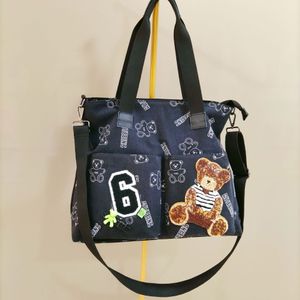 Sac à bandoulière pour femmes, sac à main en Denim avec lettres lavables, sac décontracté, petit ours autocollant, sac de voyage