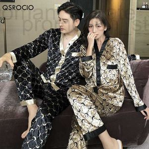 Femmes Sleep Lounge Designer Designer QSROCIO Pyjamas Ensemble Velours Vêtements de nuit Lune Imprimer Casual Homewear Hommes Vêtements de nuit Luxe Couple Pyjamas Femme P230408 CWEQ GKZI