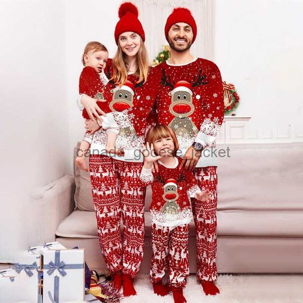 Vêtements de maison pour femmes Sleep Lounge Pyjamas de Noël en famille Ensemble assorti Pyjamas de Noël imprimé cerf Mère Fille Père Fils Tenue Look Homewear Costume 221202L230913