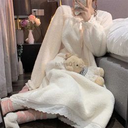 Damesslaaplounge Wit Zoet Pluche Nachthemd Losvallende flanellen pyjama met lange mouwen Mooie meisjesprinses Nachthemden Koreaanse stijl Thuisloungekleding zln231116